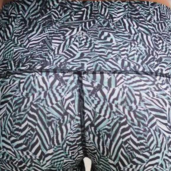 Lululemon Wunder Under Pant (Hi-Rise) (Dazzle Nulux) Size 10 - Picture 4 of 8